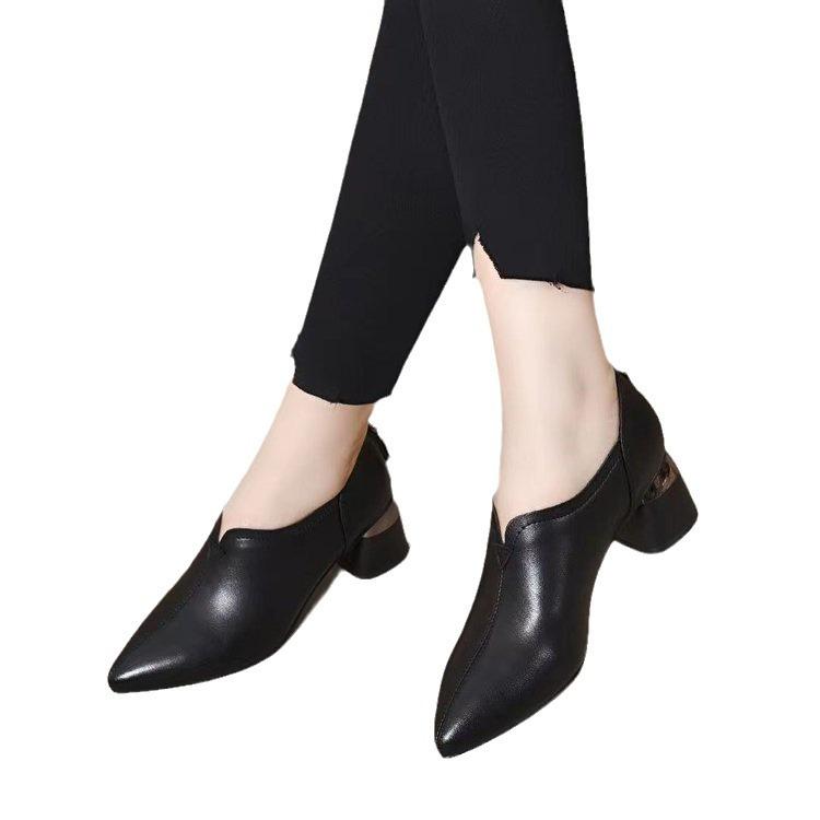 Thick heel single shoes deep mouth spring and autumn women's shoes new pointed versatile one pedal temperament leather shoes work shoes