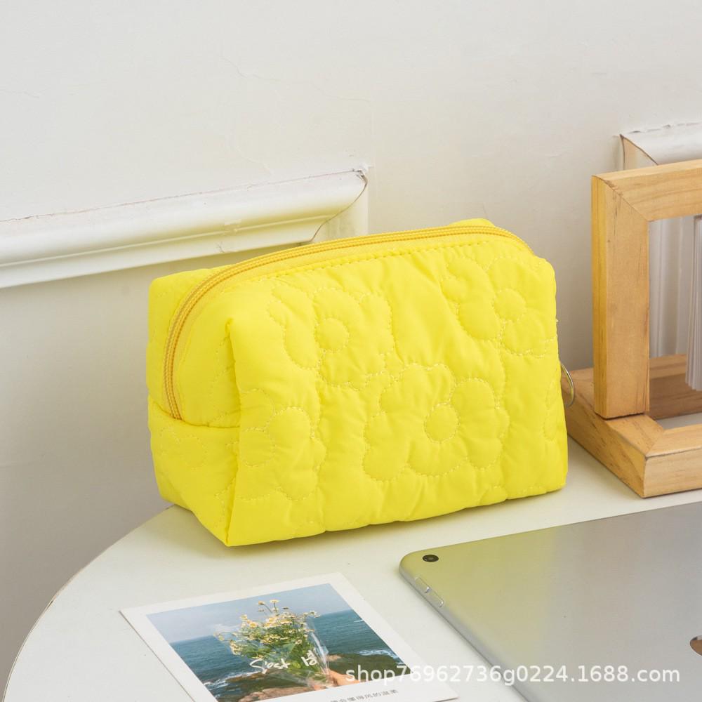 Quilted Floral Makeup Bag for Women, Travel Skincare & Toiletries Storage, Large Capacity & Soft Design