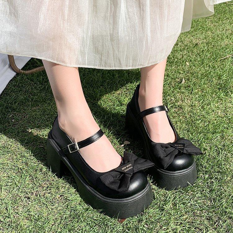 

Thick-soled British white retro thick-soled small leather shoes for women s spring and autumn with skirts 2025 new Mary Jane shallow mouth 40 матовый черный