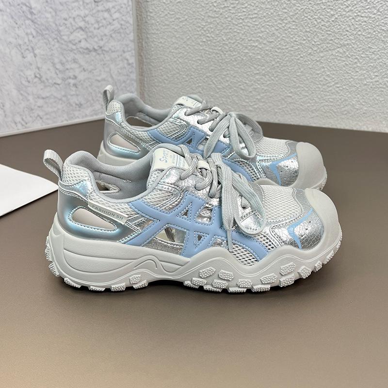 

Thick-soled hollowed-out and breathable leather dad shoes for women 2025 new versatile and comfortable outdoor mountaineering cave sandals 40