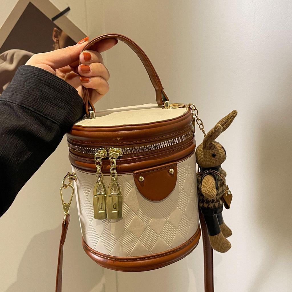 2024 Spring Women's Retro Fashion Shoulder & Crossbody Bucket Bag