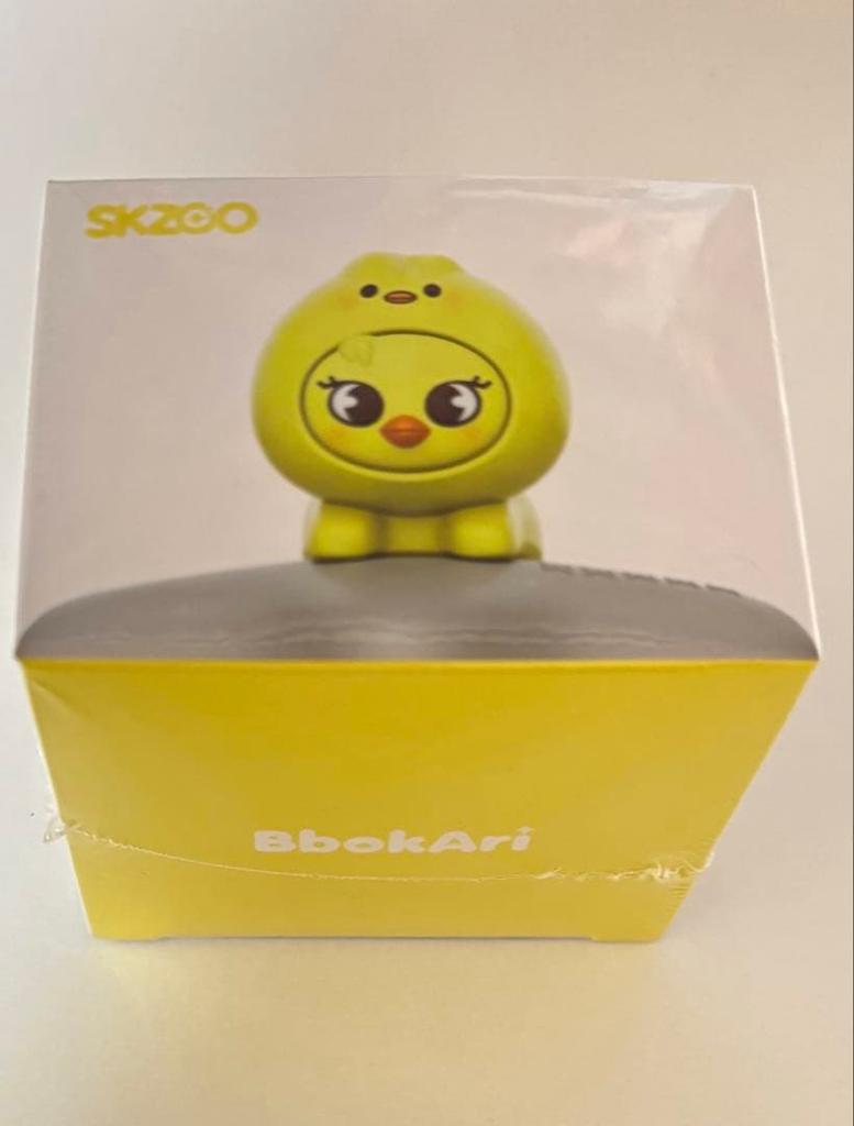 [USED] Straykids SKZOO Pogari BbokAri Figure