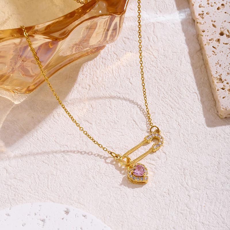 High-End Geometric Pink Diamond Collarbone Necklace with Water Drop Brooch