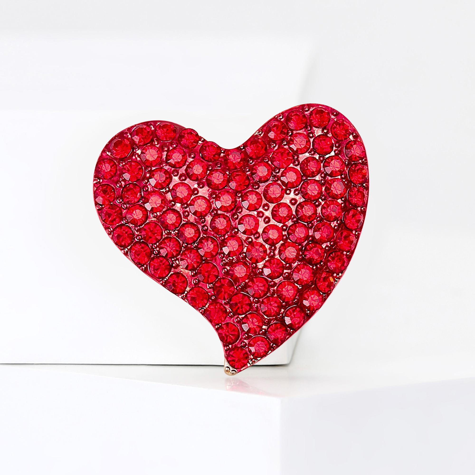Valentine s Day Classic Romantic Rhinestone Love Brooches for Women Pearl Heart Pins Event Party New Gifts Jewelry Accessories
