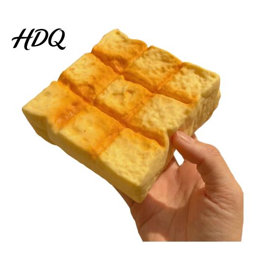 Squeeze Toy for Adults Soft Toast Slow-Rising PU Fidget Stress Anxiety Relief Realistic Bread-Shaped Decompression Gadget Kids