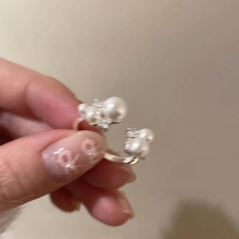 Adjustable Open Artistic Ring With Pearl And Zirconia For Women Chic And Elegant Style