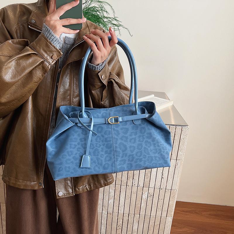 Leisure Large-capacity Fashionable Underarm Bag, Retro Single-shoulder Handbag Tote Bag