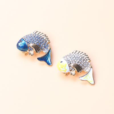 Moda i wykwintna wysokiej klasy korsarz Koi Rhinestone Broszka Pin Płaszcz Garnitur Karp