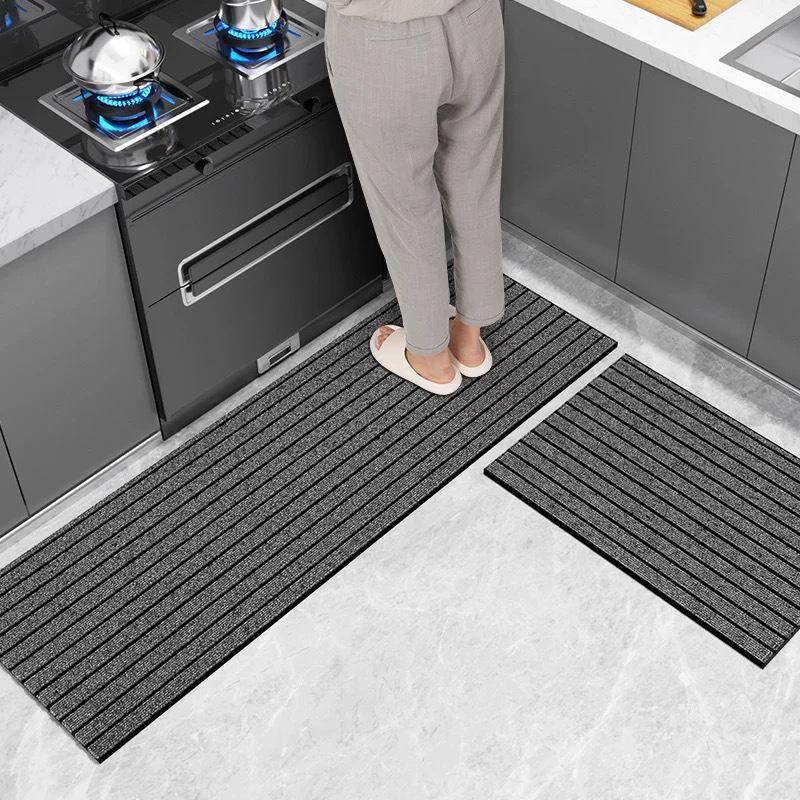 Seven-Striped Non-Slip Waterproof Floor Mat: Full Coverage for Kitchen and Entryway.