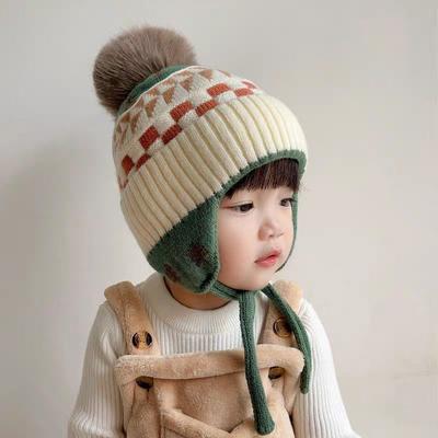 Winter Babymütze Flauschiger Bommel Babymütze Warm Dick Kinder Mütze Kinder Beanies für Jungen Mädchen Niedliche Ohrenschützer Mütze
