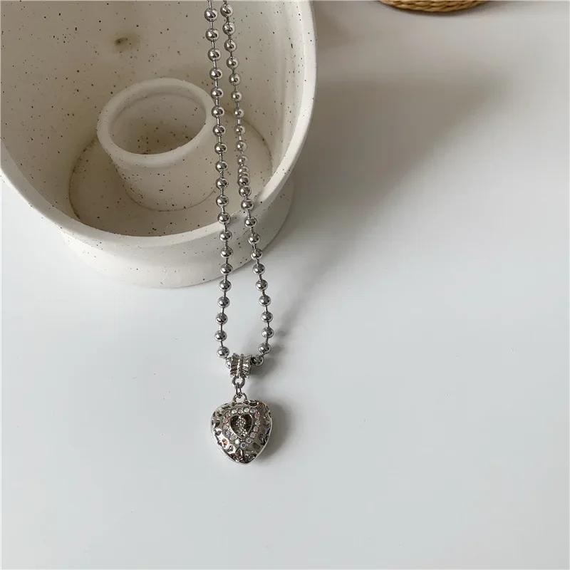 Vintage Angel Heart Hollow Pendant Necklace Women Shiny Rhinestone Circle Choker Birthday Gift