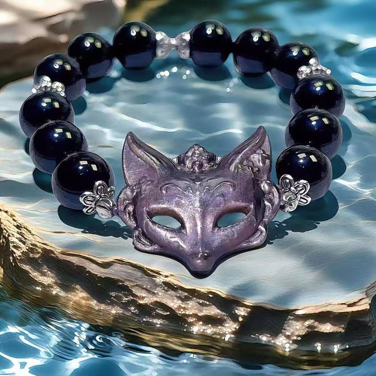 Natural crystal bracelet, silver yellowstone fox mask, white crystal nine-tailed fox round bead original bracelet