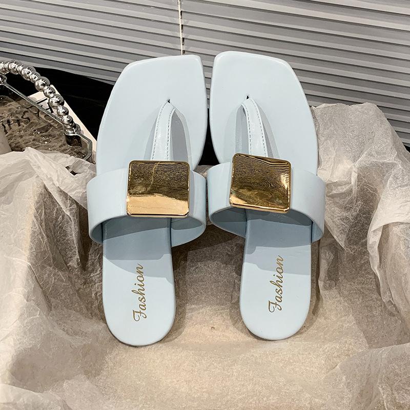 Flat-bottomed metal square buckle toe slippers 2025 summer wear with skirts, beautiful and cool slippers