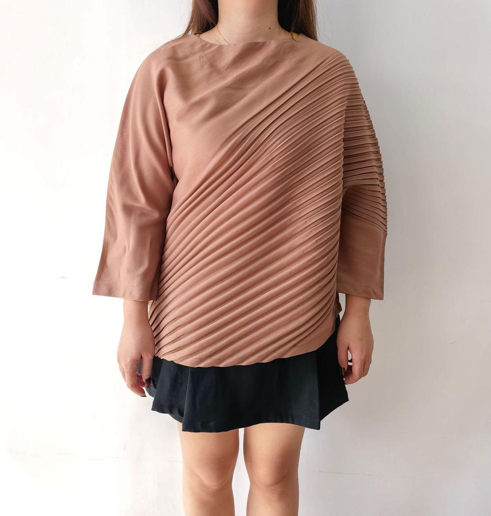 2026 Spring New Miyake High-End Irregular Pleated Plus Size Loose Casual Top