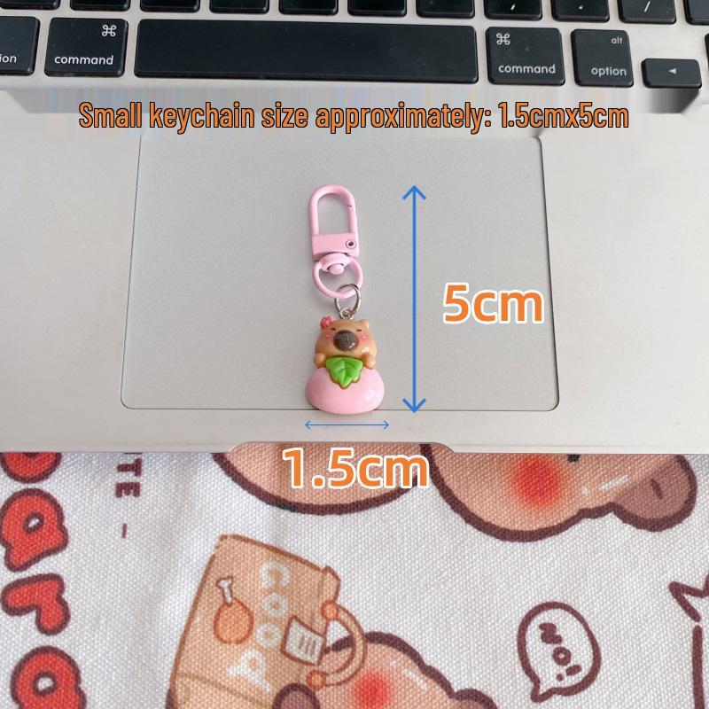 Capybara White Resin Cartoon Keychain - Small Pendant and Bag/Car Accessory