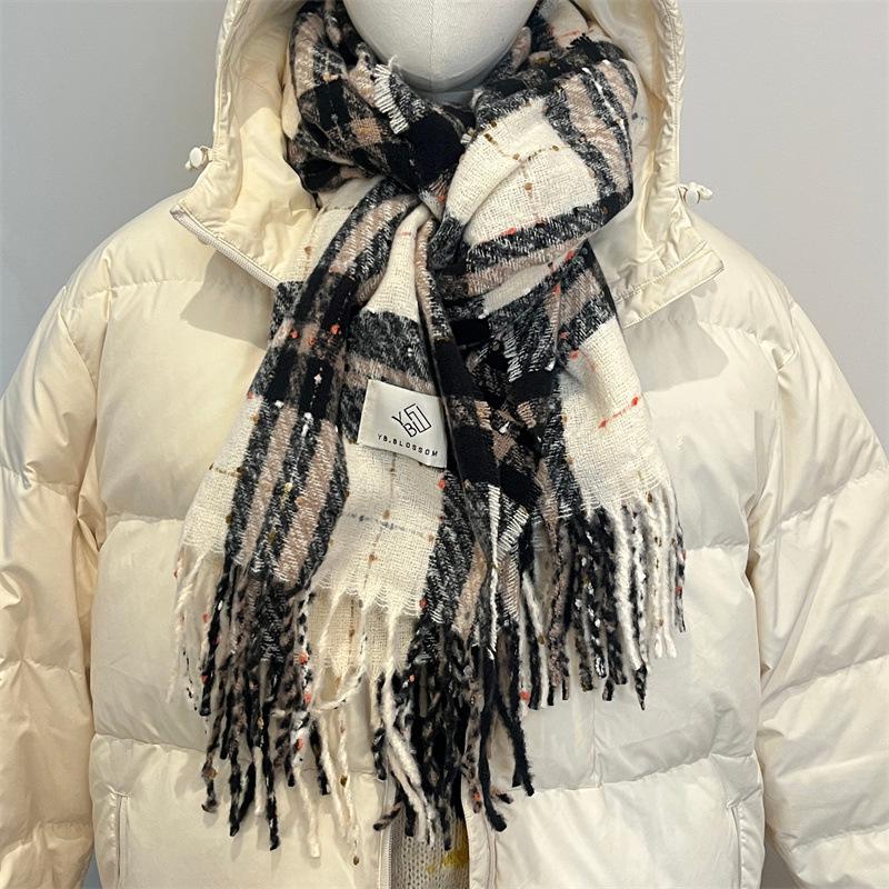 Korean Star Red Plaid Scarf for Women: Warm, Versatile, & Stylish (Autumn/Winter 2025)