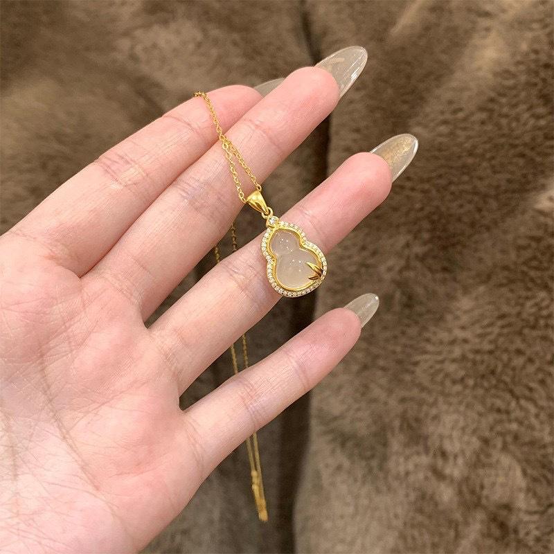 

New Chinese Gourd Necklace Women S Fashion Luxury High Sense Pendant Light Luxury Niche Collarbone Chain Premium