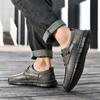 Neue Herren Freizeitschuhe Handgefertigte Leder Loafer Bequeme Herrenschuhe Hochwertige Spaltleder Flache Mokassins Herren Sneakers
