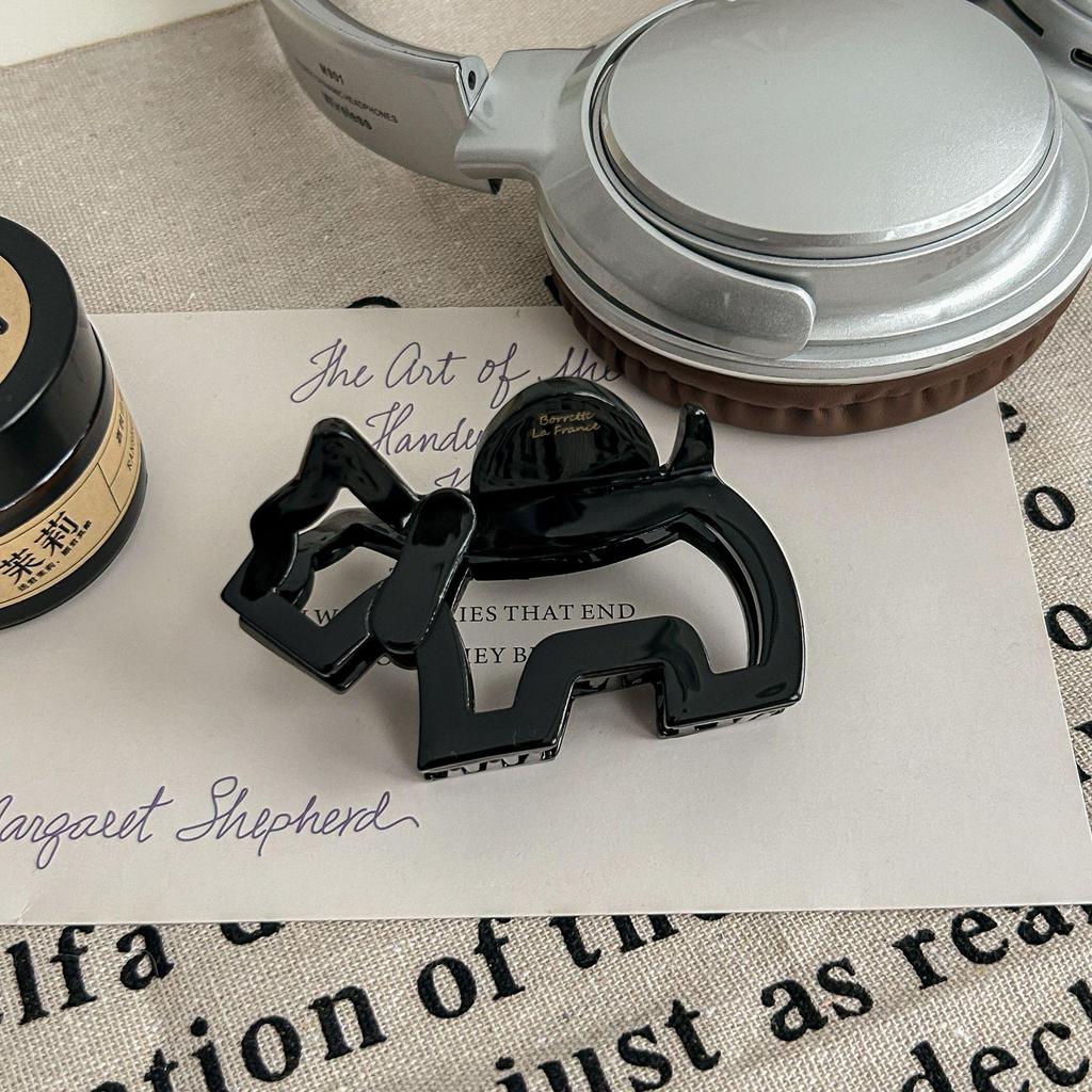 Rose Liu Yifei Inspired Cartoon Puppy Hair Clip Updo Claw