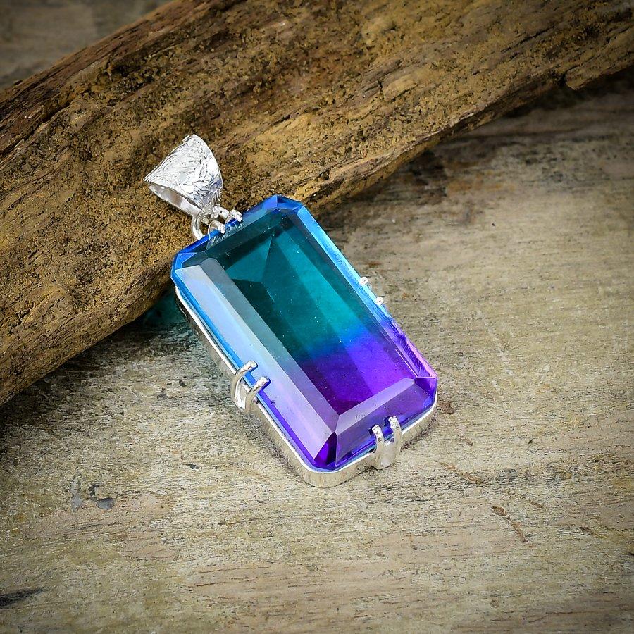 

Bi-Color Tourmaline Gemstone 925 Sterling Silver Jewelry Pendant 1.77 M-133