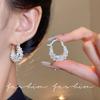 Retro Court Style Metal Ear Pins - Unique, Luxurious, Sophisticated and Fashionable Women's Ear Ring