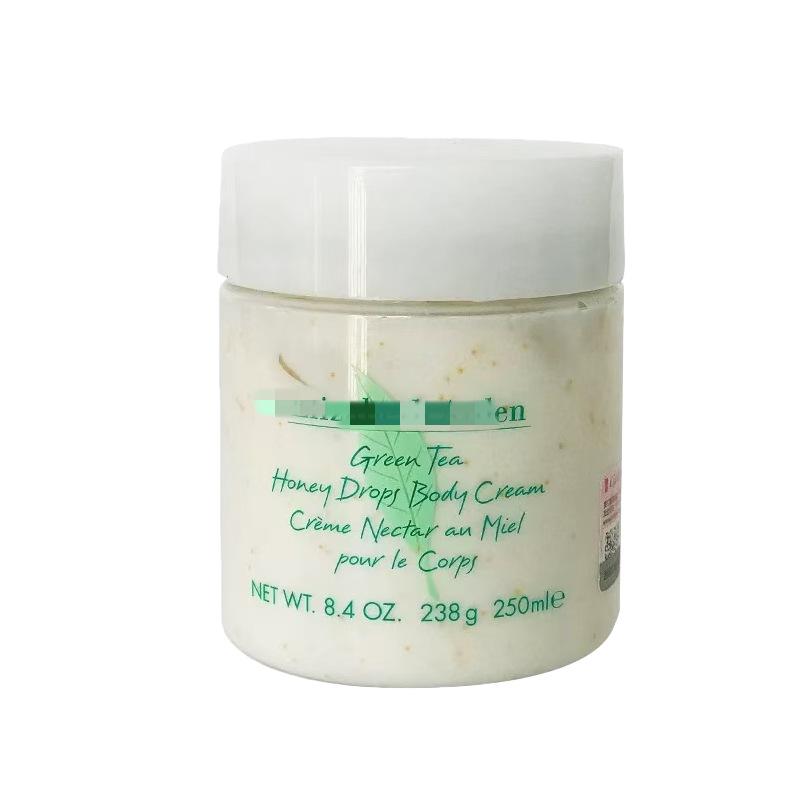 

Elizabeth Arden Pink & Gold Retinol Serum and Green Tea Body Lotion 500ml Set