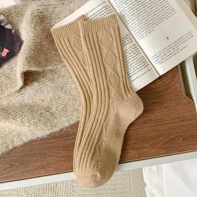 

Japanese Winter Warm Thermal Mid Tube Sock Harajuku Solid Color Wool Cashmere Thermal Socks for Women Men Sleeping Floor Sock One Size
