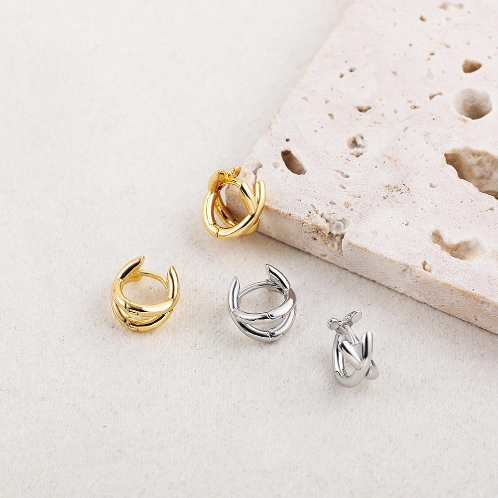 Pendientes Huggie Hoop Pequeños Cruzados Colores Oro Plata para Mujer Mini Hebilla Pequeña para Oreja Pendientes para Piercing de Cartílago Joyería Punk