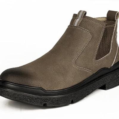 Boots & Stiefel