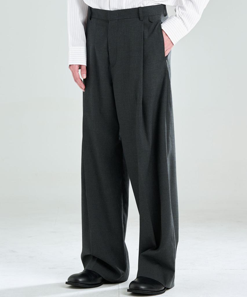ZPLISH Single-Pleat Wide Slacks Charcoal