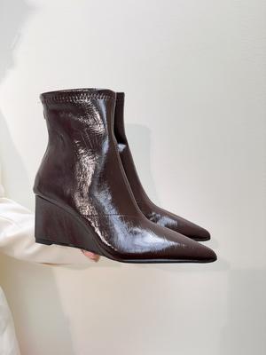 Inner Heightening Martin Boots Women's 2025 New Autumn and Winter Temperament Thin Pointed Wedge Heel High Heel Short Boots Rear Zipper Boots