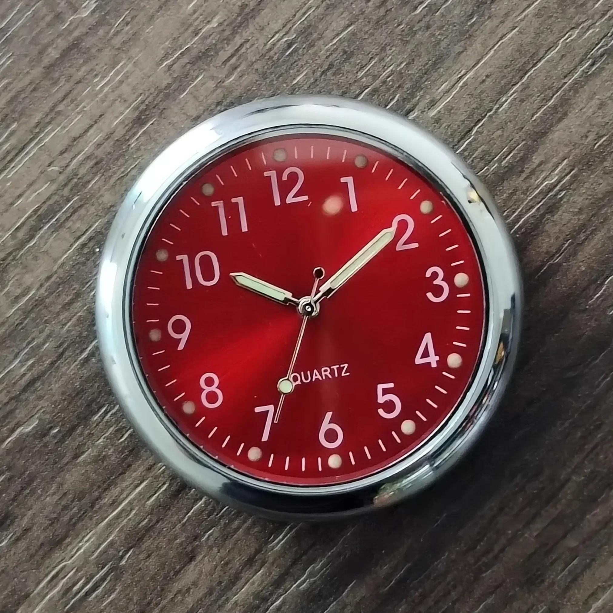 

Car Clock Luminous Mini Watch Auto Dashboard Internal Stick-On Digital Watch Mechanics Quartz Clocks Car Ornament Accessories червоний