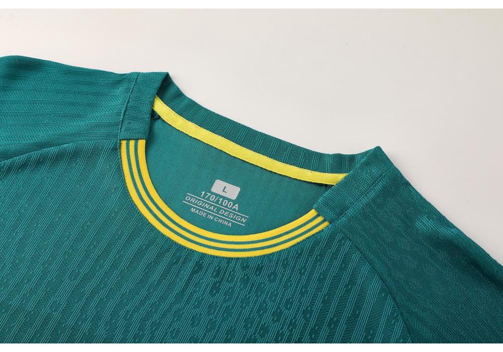 Breathable Sweat-Wicking Football Kit: Personalized Adult & Child Jersey Set for Match & Training