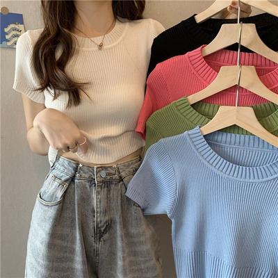 T-shirt court à col rond pour femme, haut d'été en tricot de soie glacée, coupe ajustée et amincissante, à manches courtes