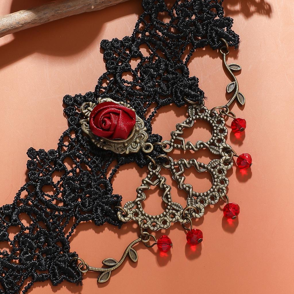 Fashion Personality Retro Black Lace Gothic Clavicle Necklace Female Exaggerated Lace Necklace Female