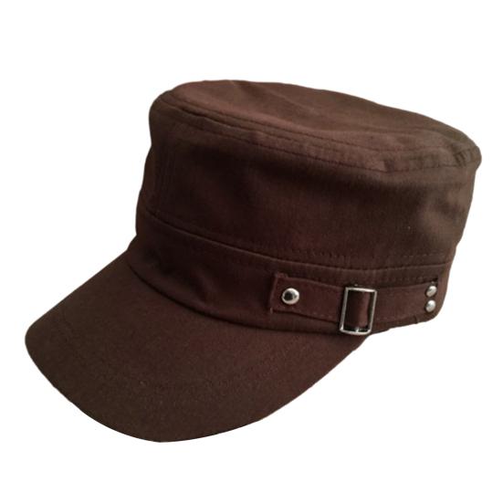 Unisex-Baseballkappe aus gewaschener Baumwolle mit flachem Oberteil, verstellbar, mit Druckknopfverschluss hinten.