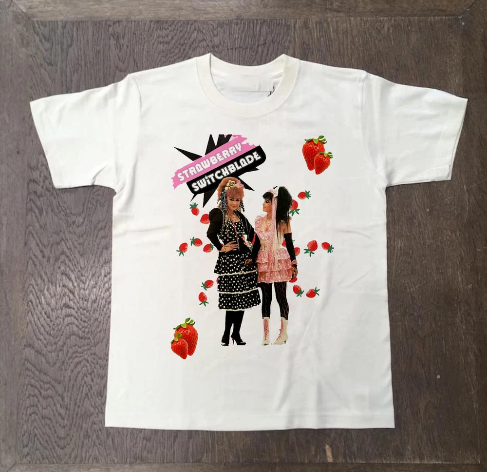 Hot New Strawberry Switchblade Tshirt Size S to 5XL NZL159 Unisex T-Shirt XXXL