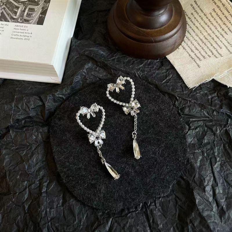 2023 Trendy Pearl Heart Bow Tassel Earrings - Fashion Ear Accessories