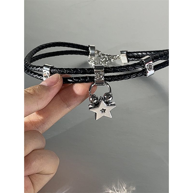 Retro European and American Style Y2K Sexy Black Leather Choker Five-Pointed Star Necklace Female Niche Stylish Neck Chain Trend