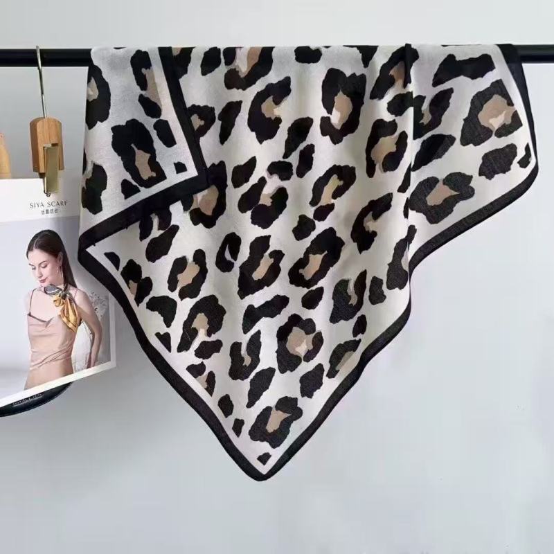 [Collection] Velvet Silk Scarves Women'S Versatile High-End Square Scarves Neck Scarves Spring And Autumn Retro