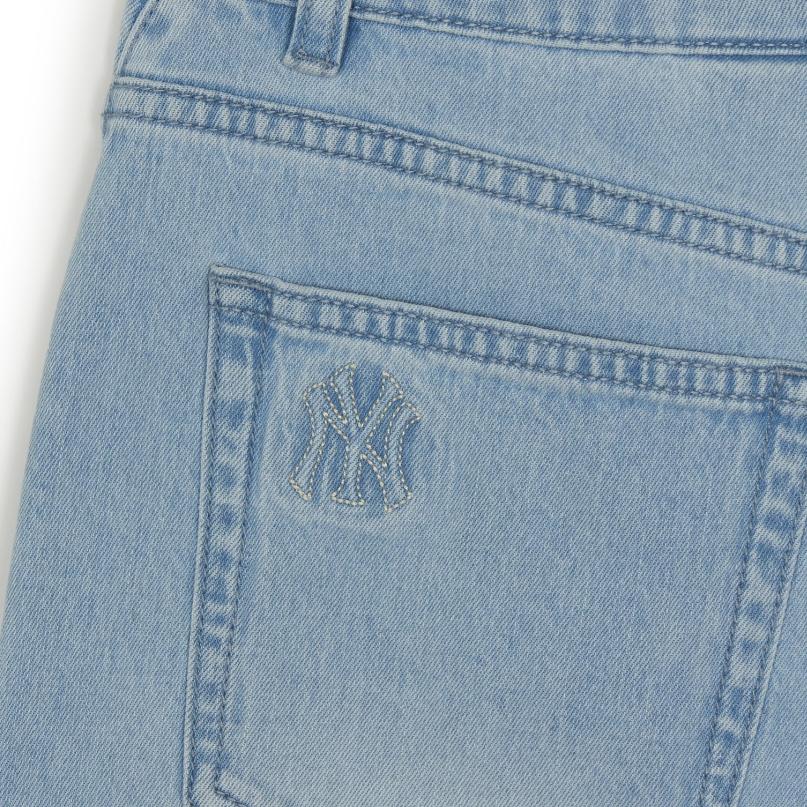 MLB New York Yankees SS26 Embossed Embroidery Vintage Logo Loose Fit Denim Shorts Women shorts 3FDPB4163-50BLL