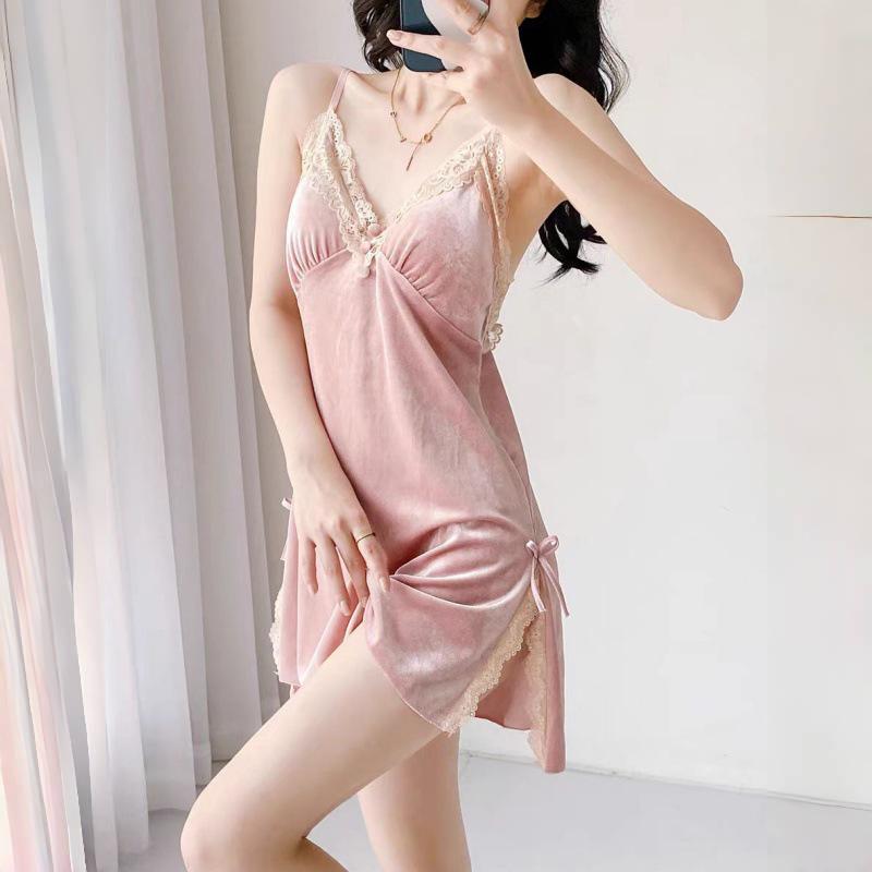 Velvet Lace Slit Nightgown & Robe Set with Spaghetti Straps and Built-in Pads for Autumn/Winter.