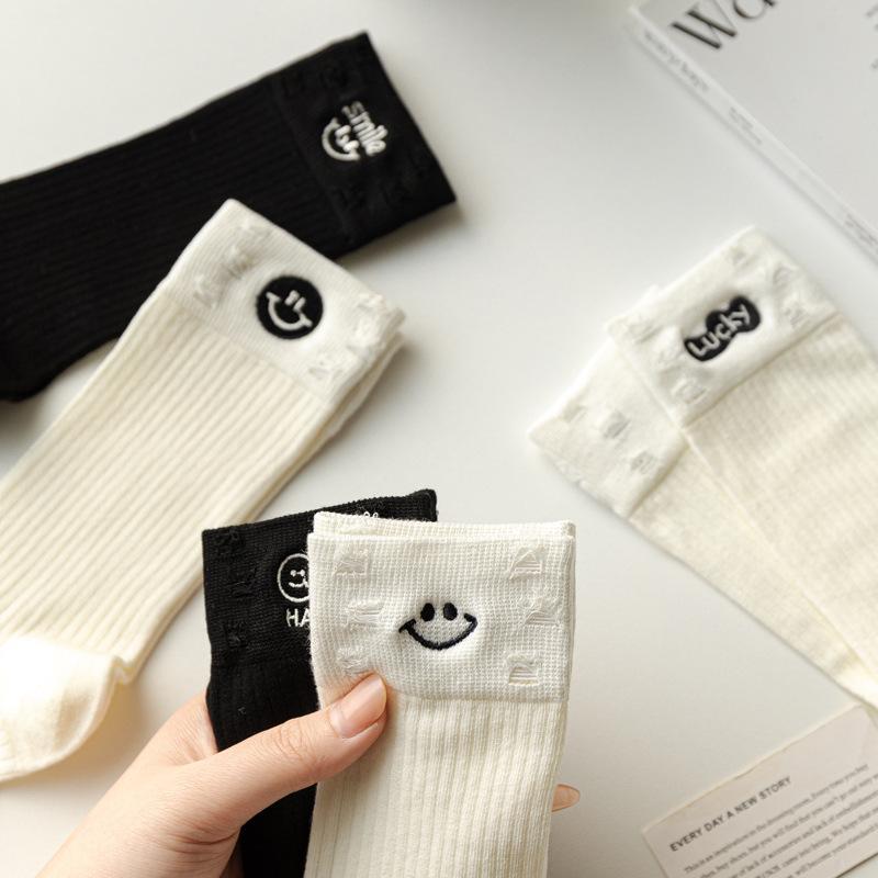 5/10 Pairs Casual Solid Color Socks for Women Spring Summer Mid Calf Cotton Socks Black and White Embroidered Casual College Style Long Socks