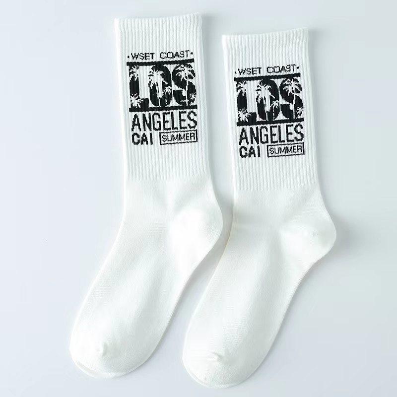 Roliga Herrstrumpor Glada Nya Mode Ins Stil Strumpor För Kvinnor Och Män Hip Hop Harajuku Tecknad Fotboll Bomullsstrumpor