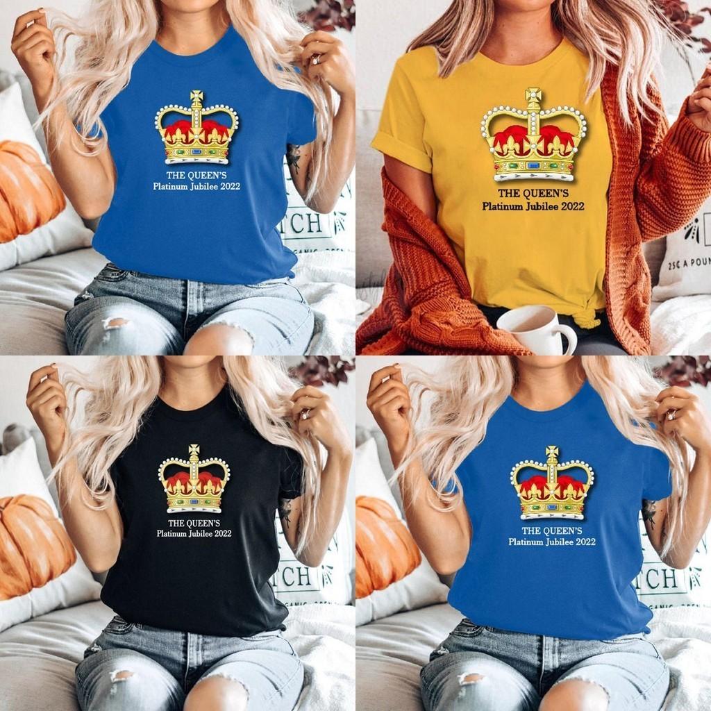 Stylish Queen's Platinum Jubilee Celebration T-shirt With Union Jack And Crown Print