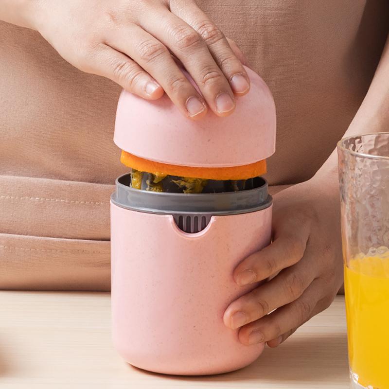 Citrus Juicer Press Kitchen Accessories Mini Portable Blender Manual Fruit Press Portable Juice Cup Vegetable Fruit Tools New