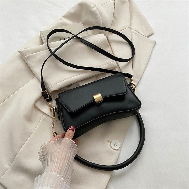 

Casual small bag summer new fashion trend messenger bag casual fashion shoulder armpit bag women чёрный