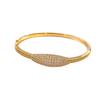 Inlaid with Zirconium Round Buckle Bracelet, Light Luxury and High-end Bracelet, Exquisite and Versatile Commuting Jewelry