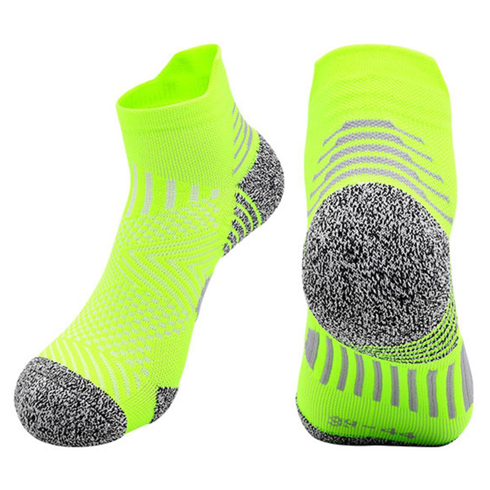 

PORFIN JCB3008 1 Pair Sports Running Socks Breathable Low Cut Socks L Size, 39-44 for Men Women Fluorescent Green