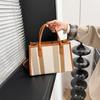 New Women's Bags Are Fashionable and Versatile, Casual and Trendy, Large Capacity, Shoulder Crossbody, Light Luxury Niche